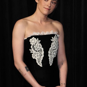 Kristen Stewart - Provocative and Androgynous Shoots in kristenstewart_hot_w9c0ldtsvrgg1.jpg - hidden celebrity photo